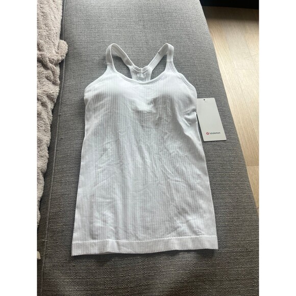 Lululemon Ebb to Street Tank White New - Picture 1 of 3